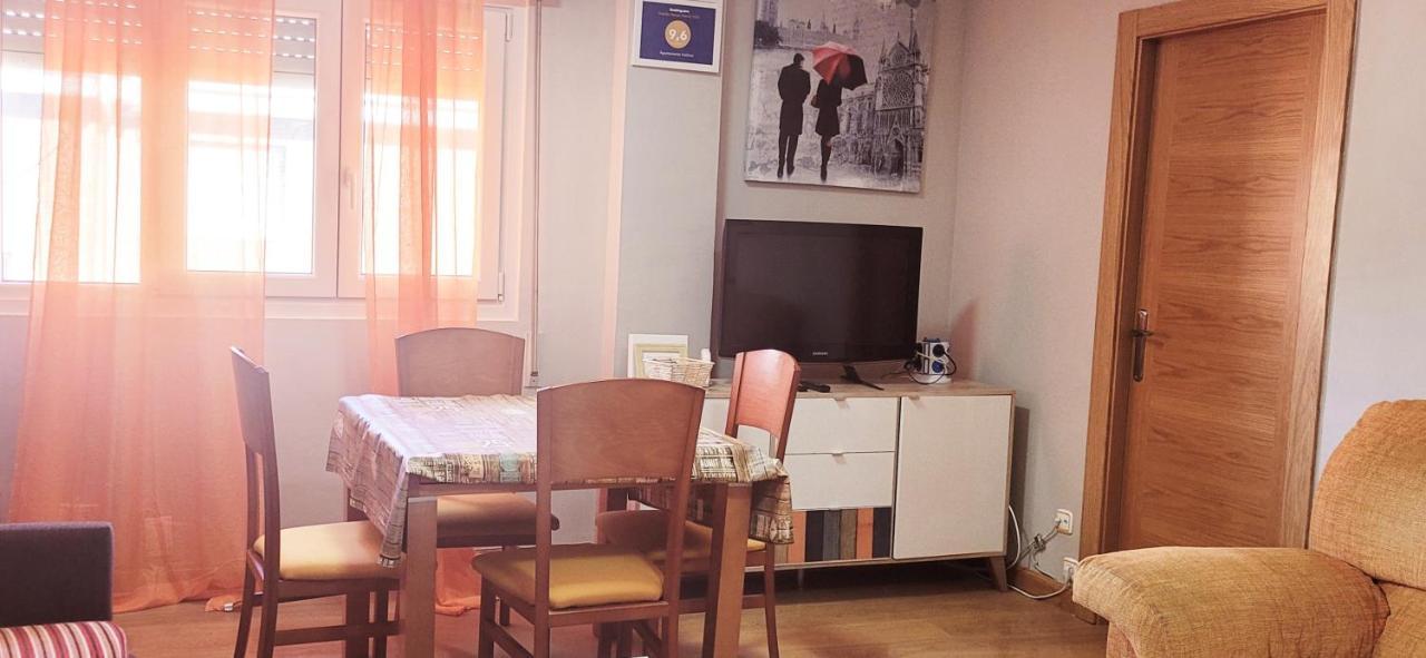 Www Apartamentovaldivia Es Parking Incluido León Extérieur photo